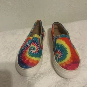 Mata slip ons colorful tie-dye print cloth upper